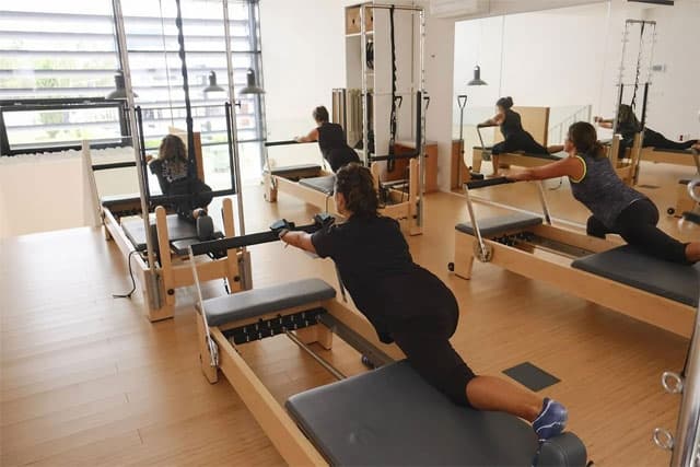 Trasforma tu cuerpo y tu mente en Mui Pilates